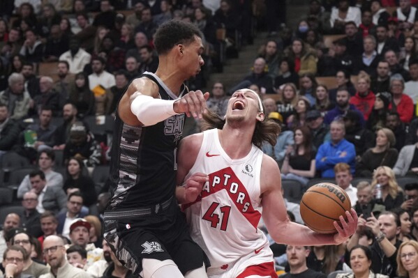 Raptors sign Canadian center Kelly Olynyk to multi year contract